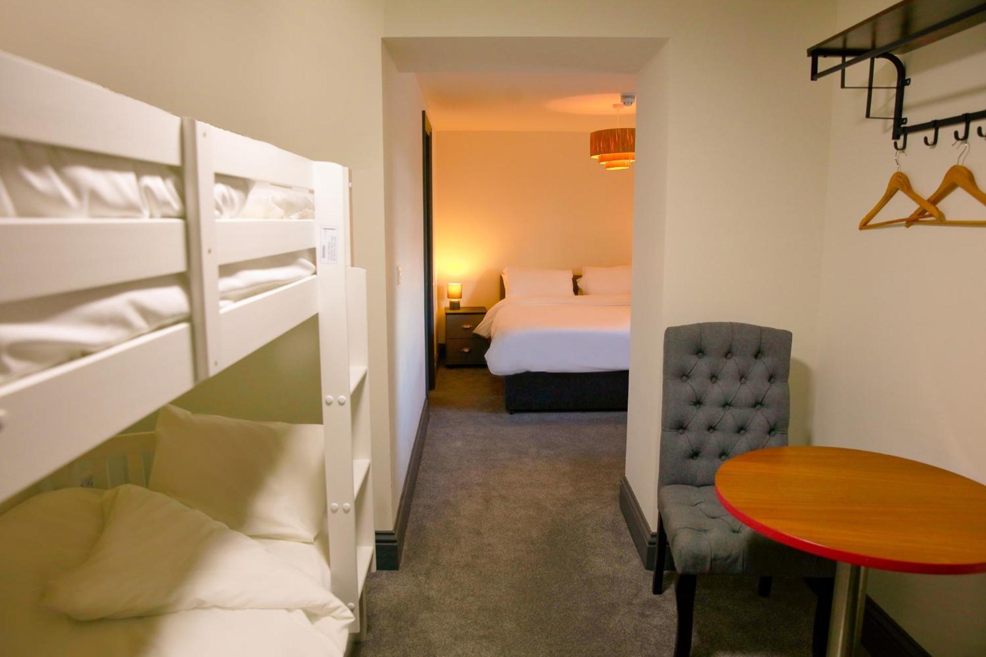 The George Wright Boutique Hotel, Bar & Restaurant Rotherham Kültér fotó