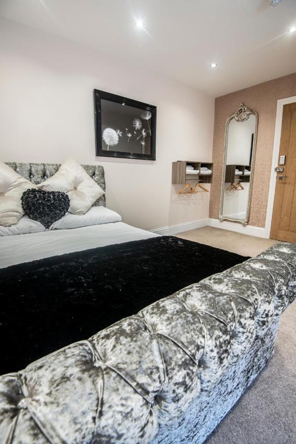 The George Wright Boutique Hotel, Bar & Restaurant Rotherham Kültér fotó